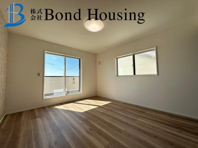 長期優良住宅仕様　LDK20帖　大久保町西脇　新築戸建の洋室