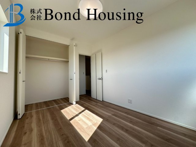 長期優良住宅仕様　LDK20帖　大久保町西脇　新築戸建の洋室