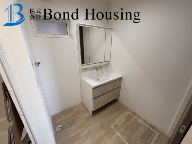 長期優良住宅仕様　LDK20帖　大久保町西脇　新築戸建の玄関