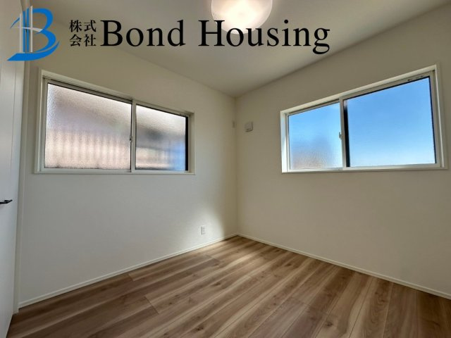 長期優良住宅仕様　LDK20帖　大久保町西脇　新築戸建の洋室