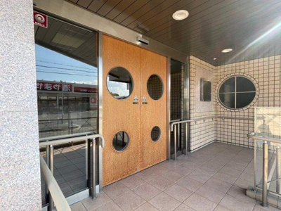 【エントランス】 | プレステージ南平台