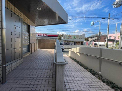 【エントランス】 | プレステージ南平台