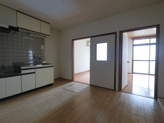 【居間・リビング】