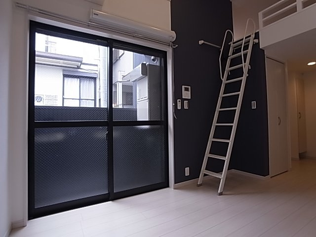 神戸市長田区長田天神町１丁目のアパート