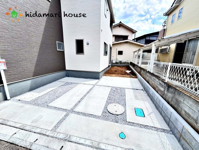 蓮田市黒浜　第7　新築戸建　リーブルガーデン01の駐車場|カースペース：2台