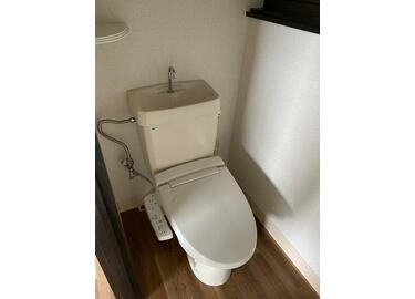 間々田駅前店舗