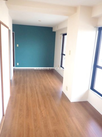 ライオンズマンション西舞子の居間・リビング|ゆったりとしたリビングです