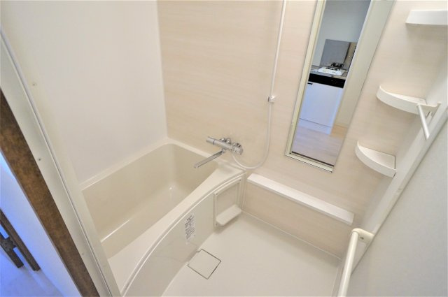 ラフィネ津田沼の浴室|別のお部屋の写真です