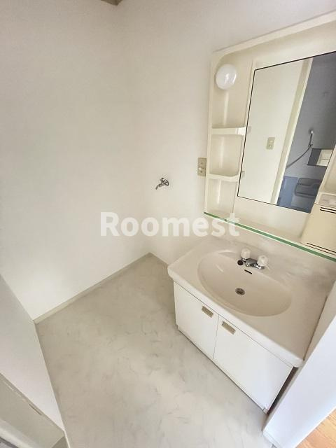 ケスハイツ一色の洗面所|使いやすい洗面所です