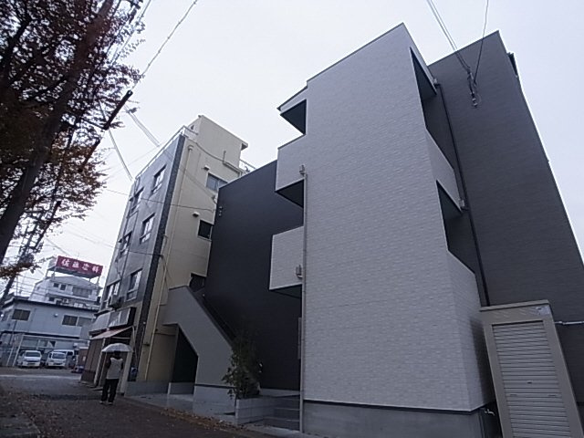 神戸市長田区苅藻通１丁目のアパートの外観