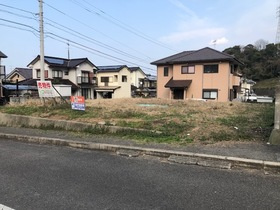 西条市飯岡381-111の外観