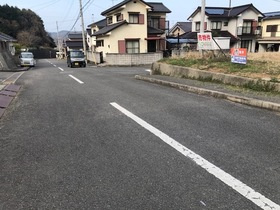 西条市飯岡381-111の周辺