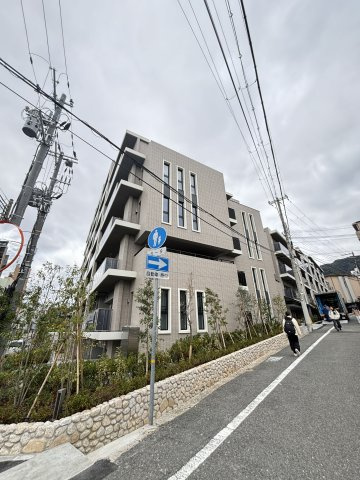 アトラス六甲の外観