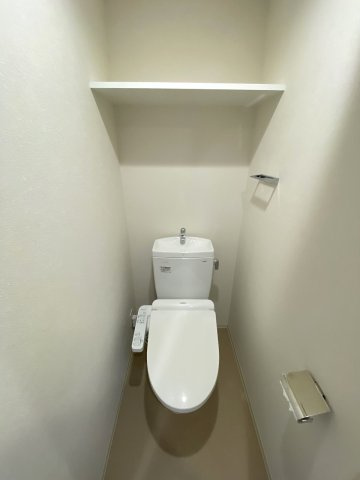 【トイレ】プレサンス長堀通グレイタス 