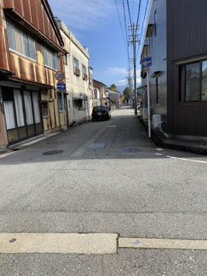 【前面道路含む現地写真】 | 新角川2-3-32売家