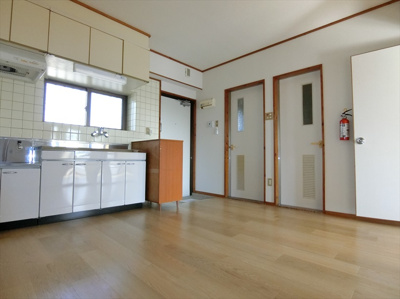 【居間・リビング】 | コーポ秀 | ※室内写真は　302　号室を参照しています。