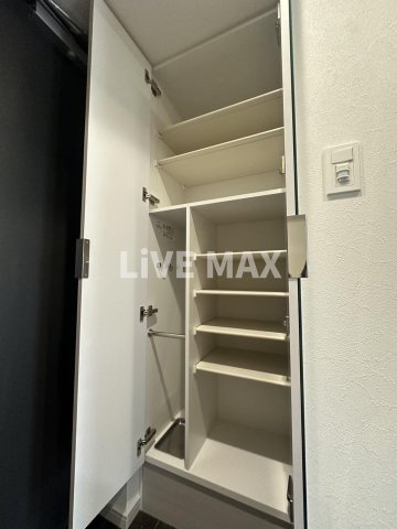 【収納】プレサンス野江内代ペルティエ