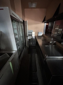 第２１上野ビルの内装