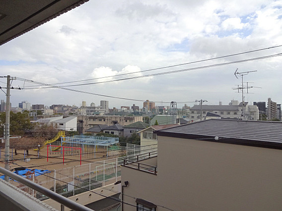 フルニール岡本の展望