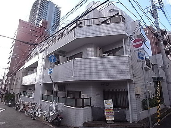 ライオンズマンション新神戸の外観