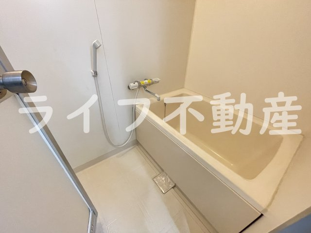 メゾン菱江の浴室|落ち着いた空間のお風呂です