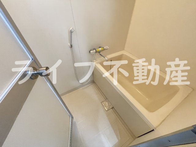メゾン菱江の浴室|コンパクトで使いやすいお風呂です