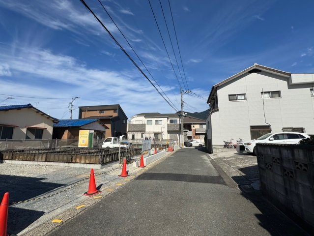SUN COURT－サンコートー小倉南区横代北町2丁目　【小倉南区　新築戸建て】の前面道路含む現地写真|現地撮影　2024,11,8　SUN COURT－サンコートー小倉南区横代北町2丁目　【小倉南区　新築戸建て】