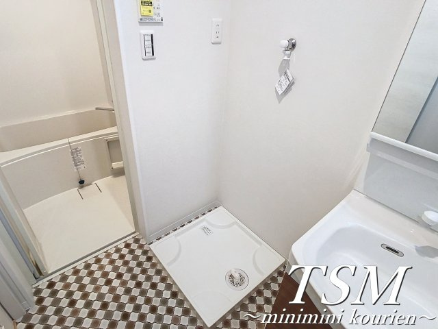 Ｇｒａｎ　Ｃｌａｕｄｉａ寝屋川の洗面所|洗濯機置場