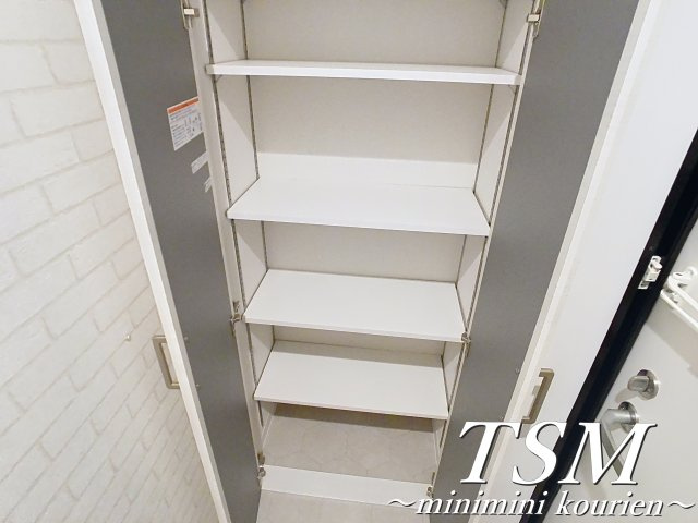 Ｇｒａｎ　Ｃｌａｕｄｉａ寝屋川の収納|シューズボックス