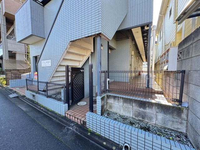 プラム常盤平 のエントランス