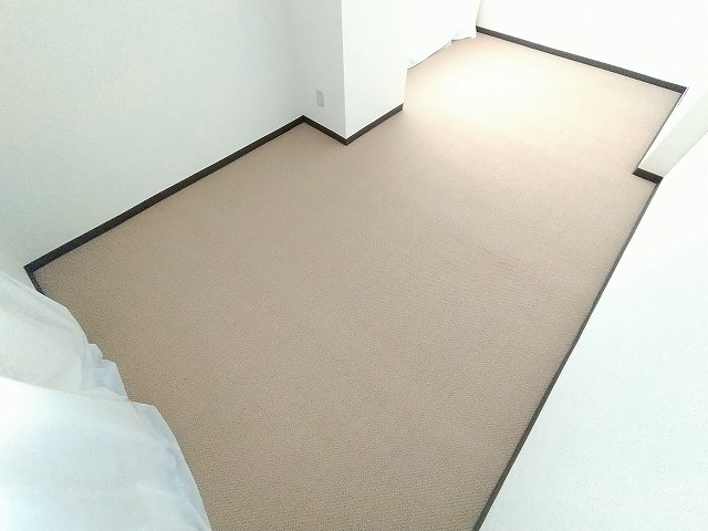 ドゥエル須磨浦の内装|洋室