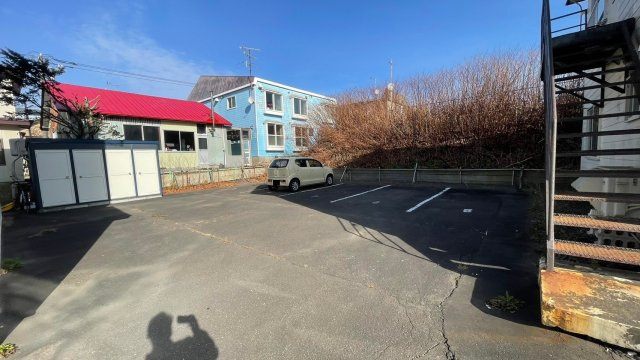 サンコーポの駐車場