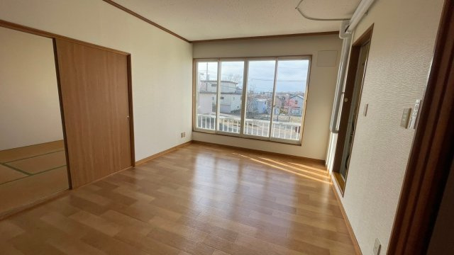 サンコーポの居間・リビング