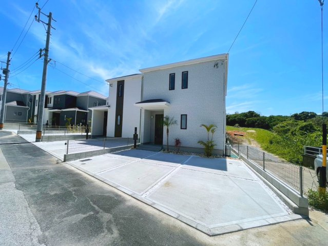 ハートフルタウンうるま市上江洲　A号棟の駐車場