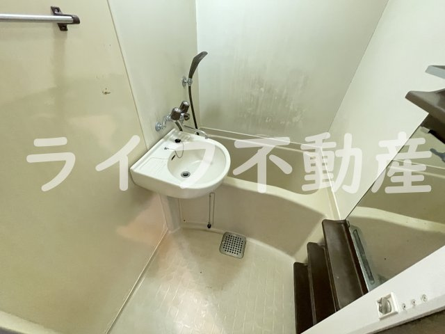 シャトーユキの浴室|ゆったり過ごせるお風呂です