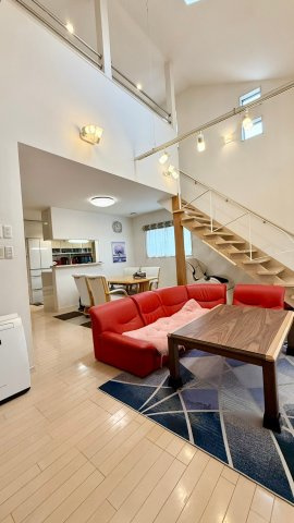 垂水区本多聞　戸建の居間・リビング