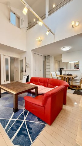 垂水区本多聞　戸建の居間・リビング