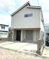 【築浅・充実の設備・駐車２台分可能】伊丹市野間北１丁目中古戸建の画像