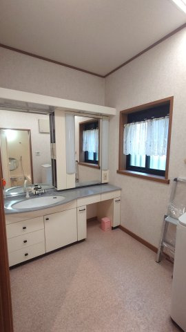 笠岡市笠岡売家の脱衣所