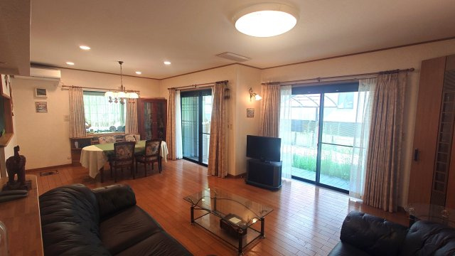 笠岡市笠岡売家の居間・リビング