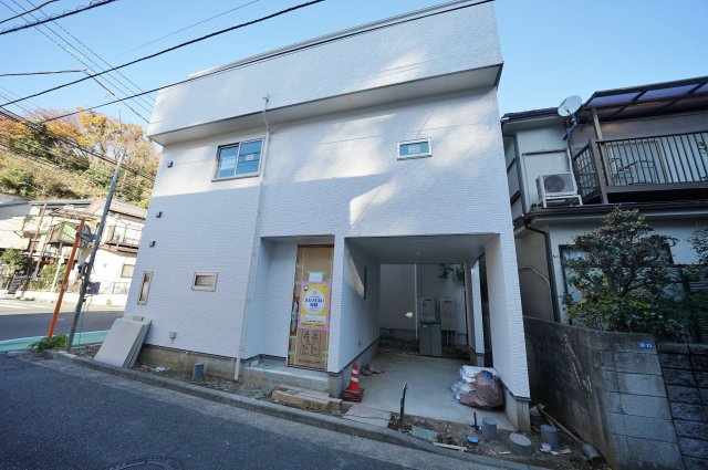 【横浜市保土ケ谷区星川1丁目16-15新築戸建て】★仲介手数料無料★（星川小学校・岩崎中学校）の外観