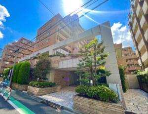 新宿区東五軒町の事務所