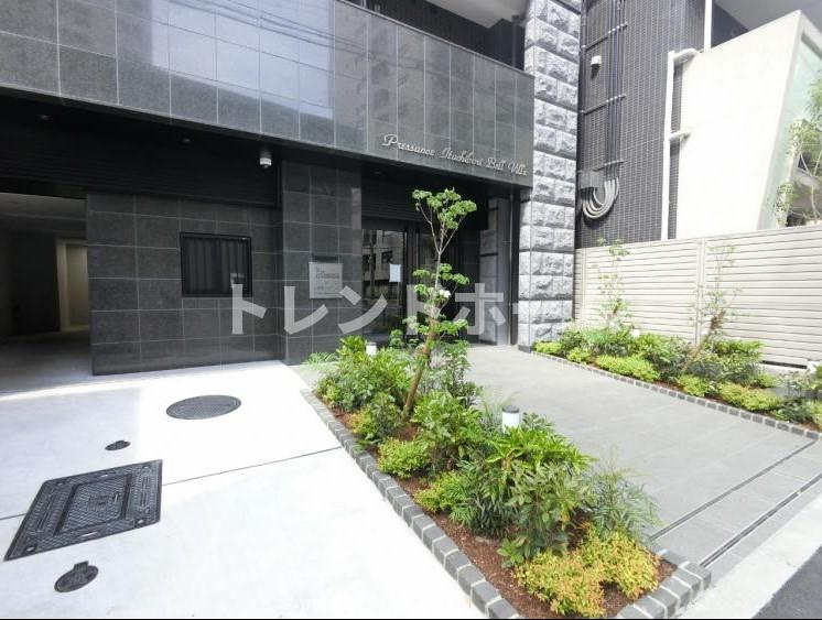 プレサンス立売堀ベルヴィルのエントランス|選べる家電プランあり！！