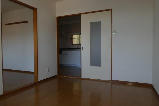 くらしきグリーンハイツの洋室