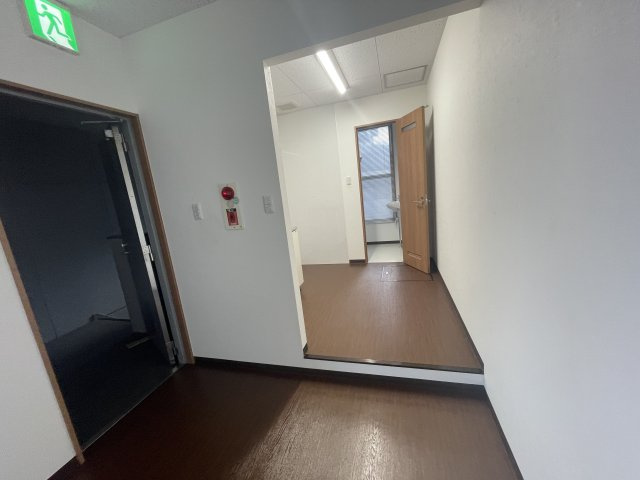 津山市吹屋町 貸店舗・事務所３階の内装