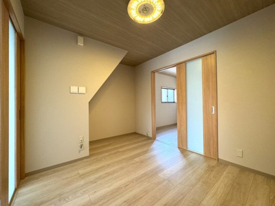【居間・リビング】 | 大宮上ノ岸町貸家