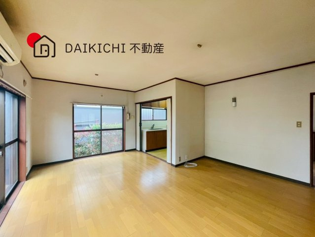 【居間・リビング】 | 東松山市旗立台　中古戸建