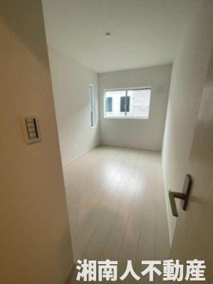 ●小・中学校の近く！ファミリー向け！　茅ヶ崎市今宿　新築戸建ての洋室|洋室です