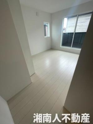 ●小・中学校の近く！ファミリー向け！　茅ヶ崎市今宿　新築戸建ての洋室|個人の部屋や寝室として使える洋室です