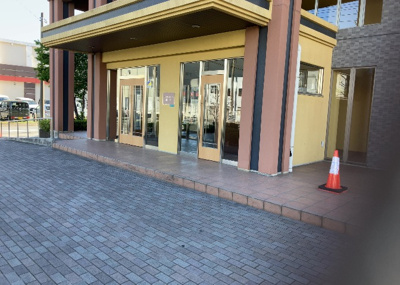 【構造・工法・仕様】 | サンクレイドル橋本 | ＲＣ造、Reinforced Concreteは直訳すると補強されたコンクリートです。主に柱や梁・床・壁が鉄筋とコンクリートで構成おり、鉄筋を組んだ型枠にコンクリートを流し込んで固めたものを指します。